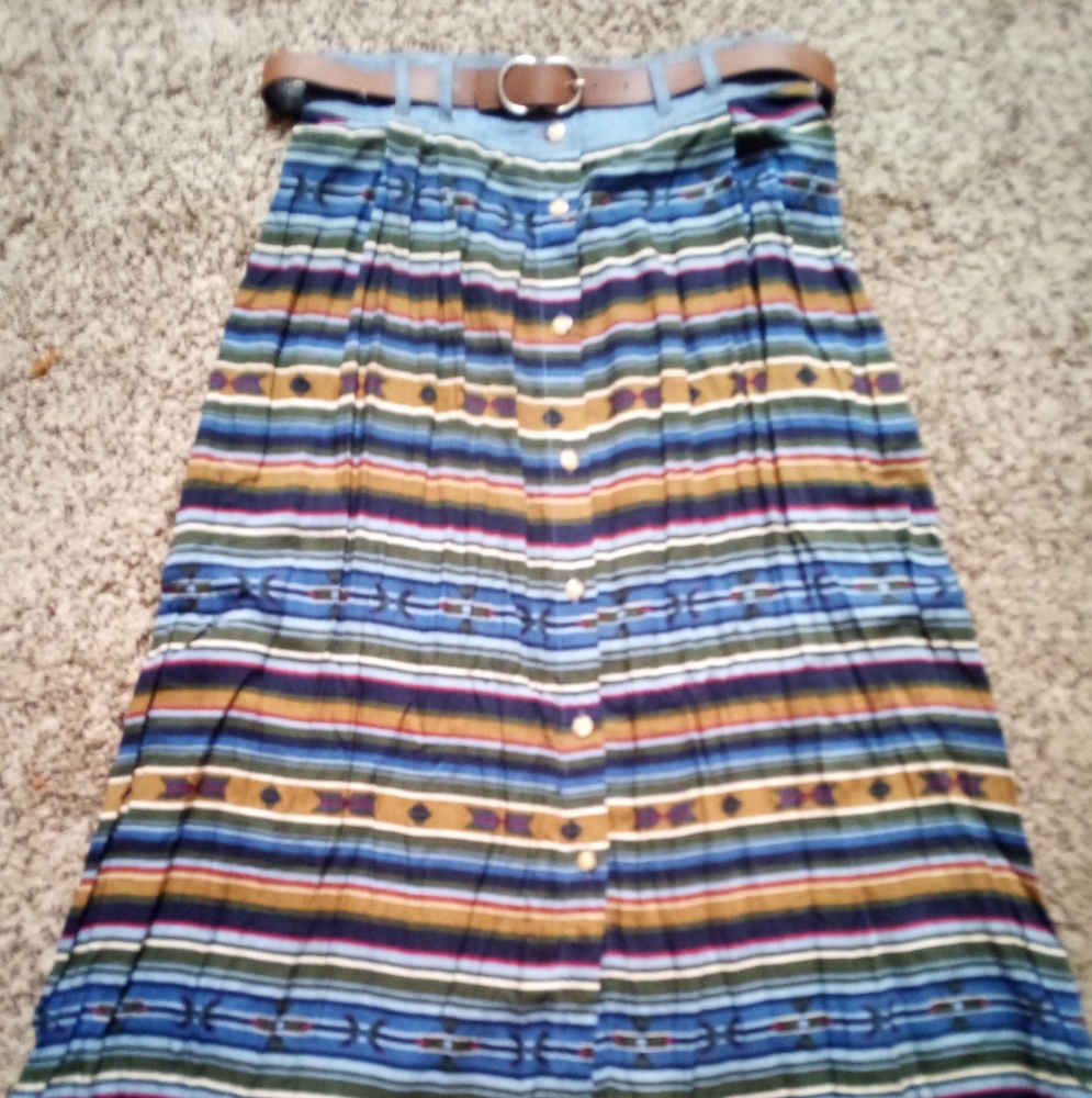 New Look Button Skirt